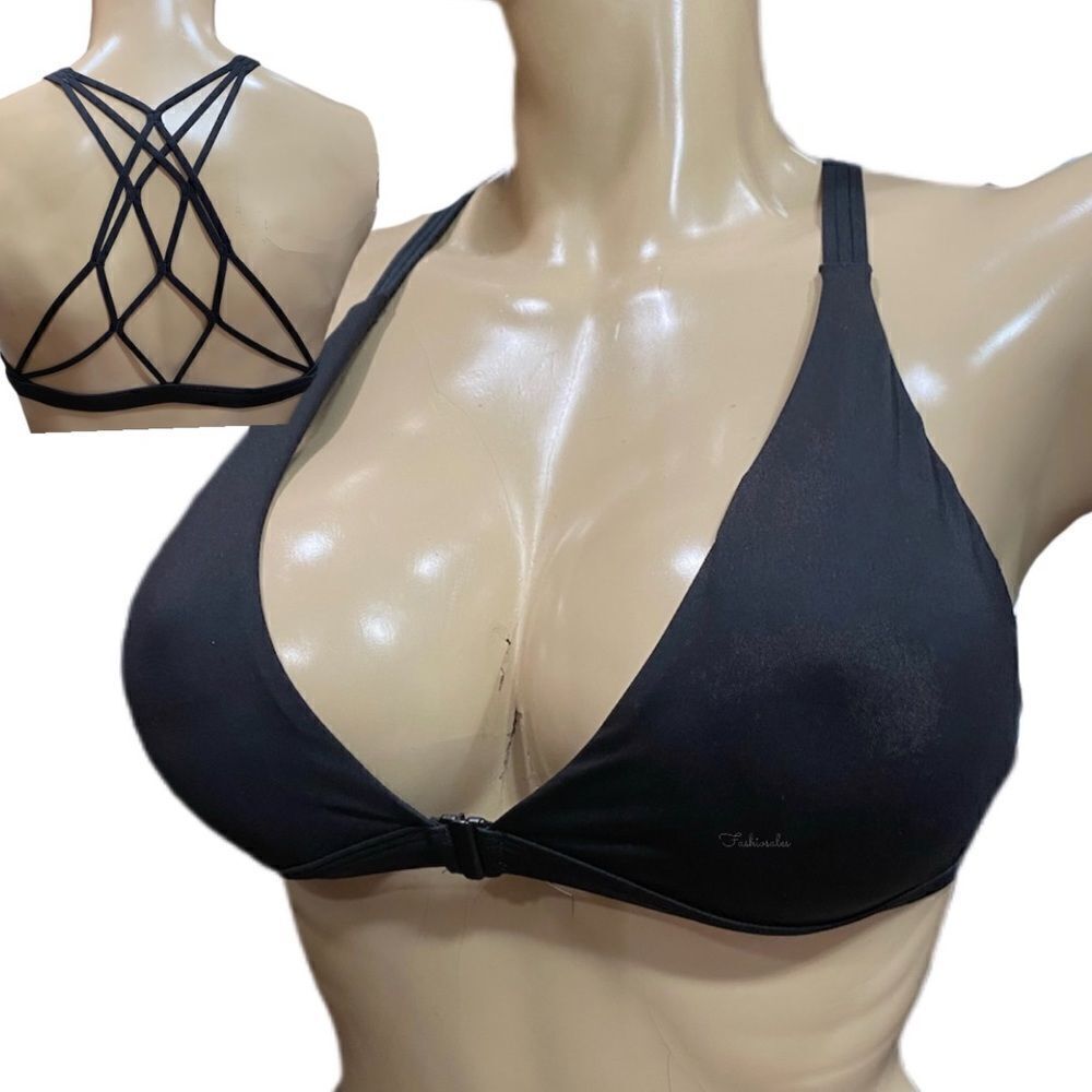 Victoria’s Secret Strappy back padded with removable padding sport bra black L